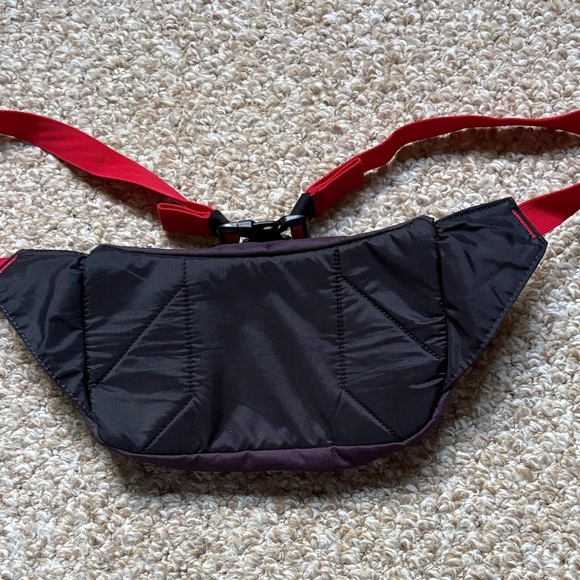Columbia Black, Red, and Purple Belt Bag​ - Picture 3 of 4